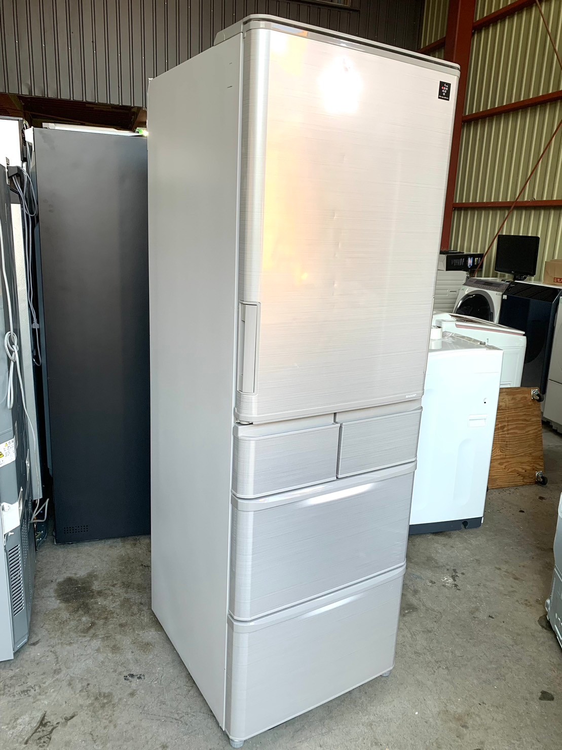 SHARP ノンフロン冷凍冷蔵庫 SJ-D15G 2021年製（SHARP 冷蔵庫 152  