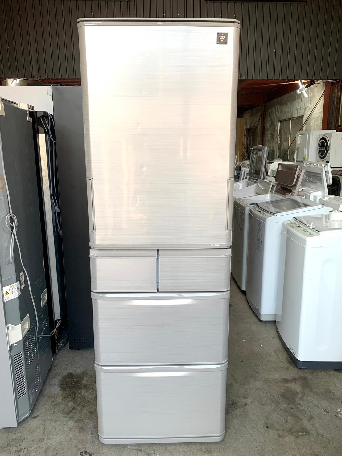 美品】SHARP左右両開き冷蔵庫 - その他 