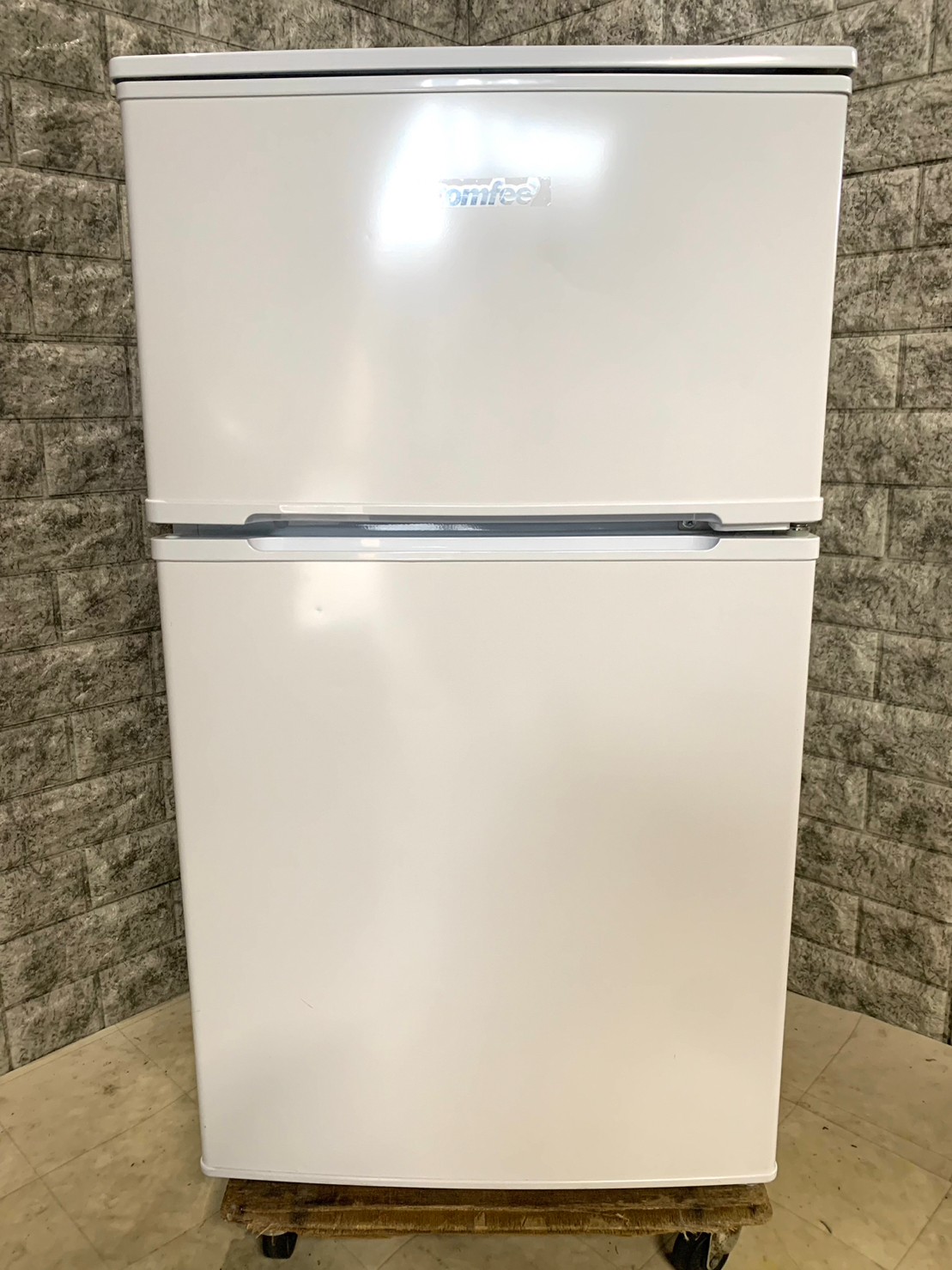 comfee コンフィー ノンフロン冷凍冷蔵庫 RCT90WH/E 2022年製 - 家電 