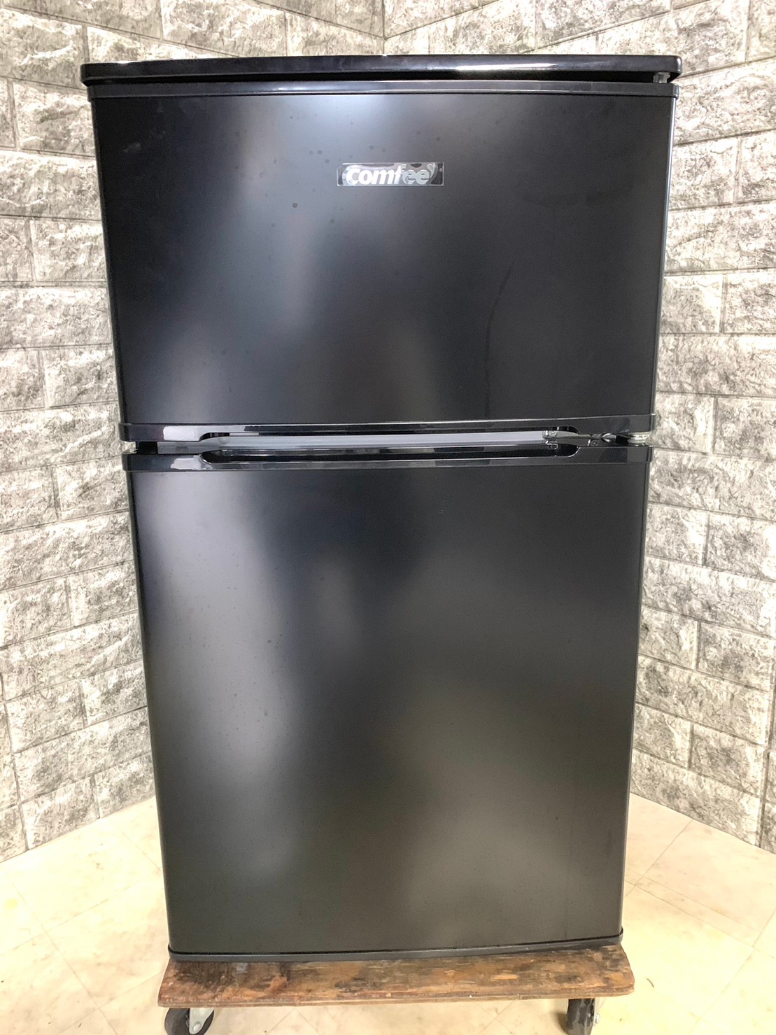 comfee コンフィー ノンフロン冷凍冷蔵RCT90BL 2023年製 90L - 家電 