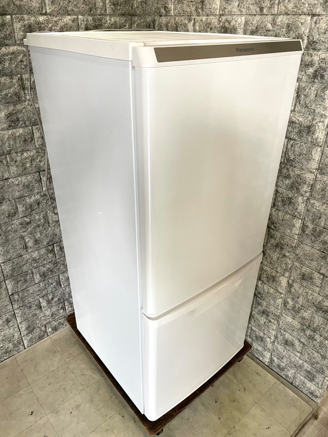 美品】2021年製 Panasonic 白色 冷蔵庫（🐧【冷蔵庫】1人暮し用  