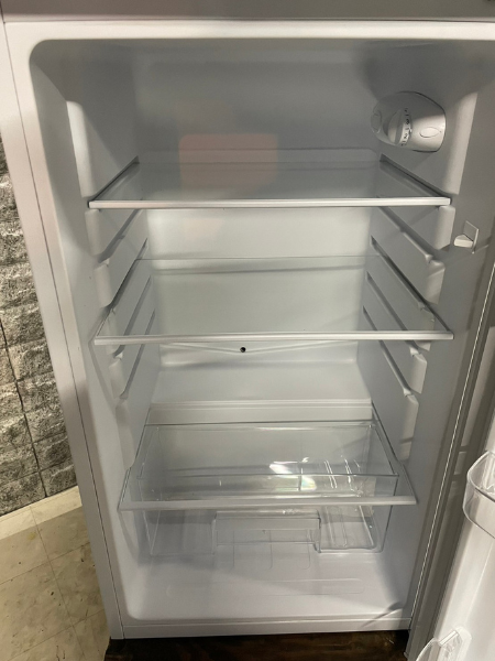 兵庫 尼崎市 出張買取 マクスゼン 冷蔵庫 2020年製 JR138ML01WH - 家電 