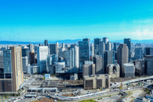 高層ビルから見た大阪の街並み