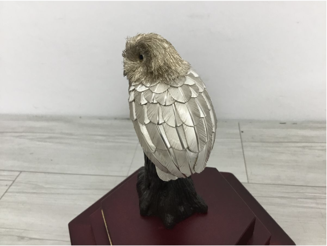 【買取実績】大阪府堺市 光則 作 MITSUNORI 純銀製 フクロウ 置物 - 4