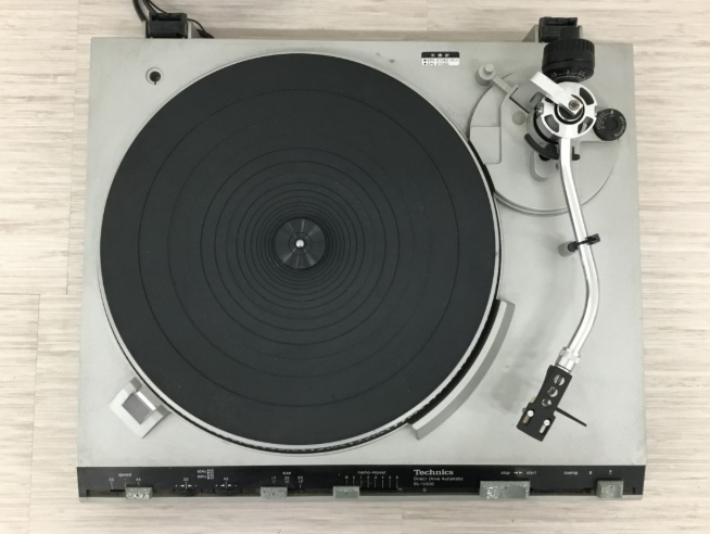 【買取実績】大阪府岸和田市 Technics（テクニクス）SL-3300 レコードプレーヤー Direct Drive Automatic ターンテーブル - 2