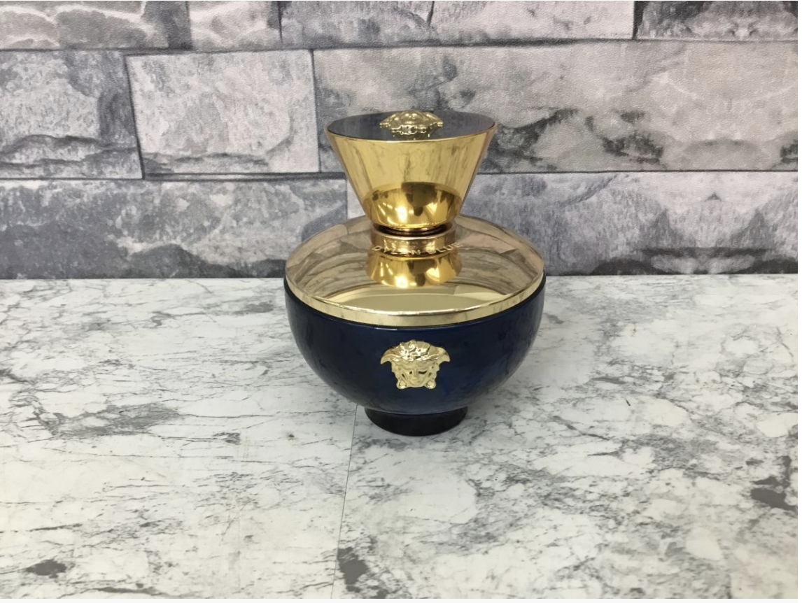 【買取実績】VERSACE（ヴェルサーチェ）pour femme DYLAN BLUE オーデパルファムをお買取しました！ - 2