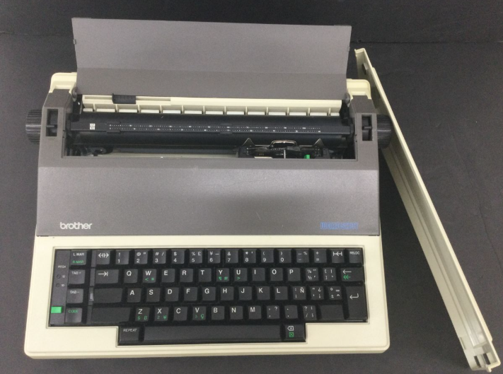 【買取実績】大阪府岸和田市 brother（ブラザー）電子タイプライター JP16-S10 カーボンリボン付き 昭和レトロ - 2