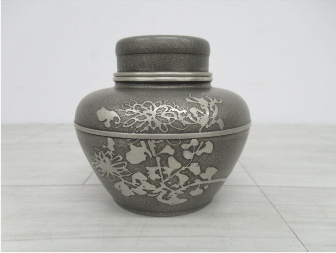 【買取実績】錫師 松下喜山 作 錫茶器揃 茶心壷・茶托5客 共箱入り 五君子文様 煎茶道具 - 2