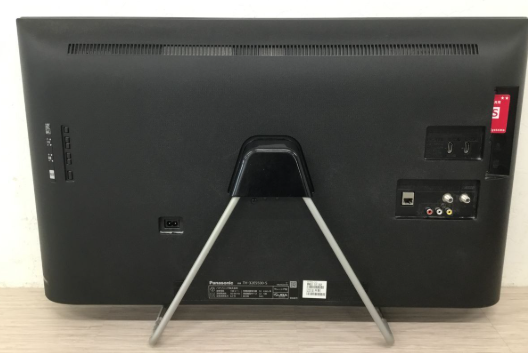 【買取実績】大阪府大東市 Panasonic（パナソニック）VIERA 32V型 液晶テレビ TH-32ES500-S 2018年製 リモコン・B-CASカード付き - 2