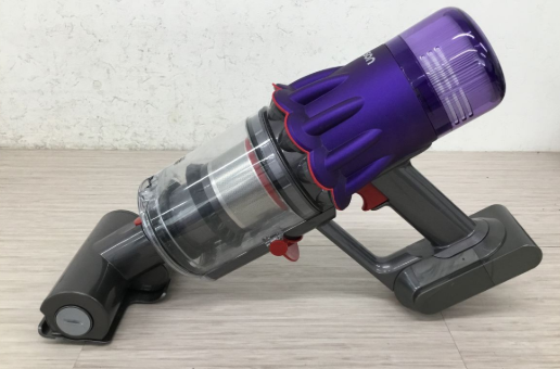 【買取実績】大阪府大東市 dyson（ダイソン）SV18 サイクロン式コードレスクリーナー スタンド付き - 2