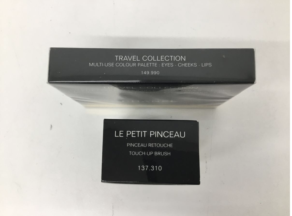 【買取実績】【未使用保管品】CHANEL シャネル TRAVEL COLLECTION メイクアップパレット / LE PETIT PINCEAU フェイスブラシ - 3