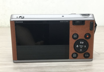 【買取実績】大阪府河内長野市 FUJIFILM XF1 コンパクトデジタルカメラ（取扱説明書・ソフトケース付き） - 2