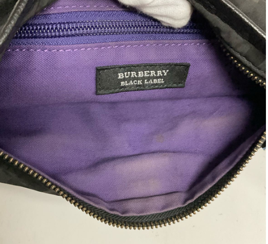 【買取実績】大阪府泉南市 BURBERRY BLACK LABEL（バーバリーブラックレーベル）ナイロン ウエストバッグ／ボディバッグ ブラック - 2