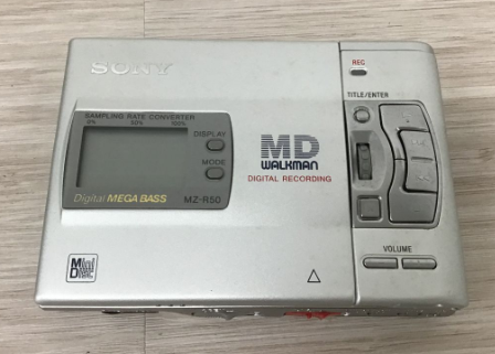 【買取実績】東京都多摩市 SONY（ソニー）MD WALKMAN（ウォークマン）MZ-R50 ポータブルMDレコーダー（シルバー／再生・録音・充電器付き） - 2