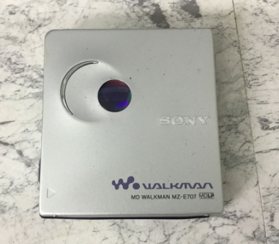 【買取実績】東京都稲城市 SONY（ソニー）MD WALKMAN（ウォークマン）MZ-E707（元箱・充電器・リモコン付き／ポータブルMDプレーヤー／再生専用） - 2