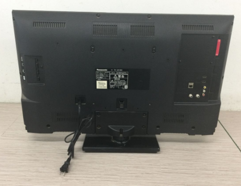 【買取実績】東京都小平市 Panasonic（パナソニック）VIERA 液晶テレビ TH-32F300（32インチ／2018年製／B-CASカード・リモコン付き／稼働品） - 2