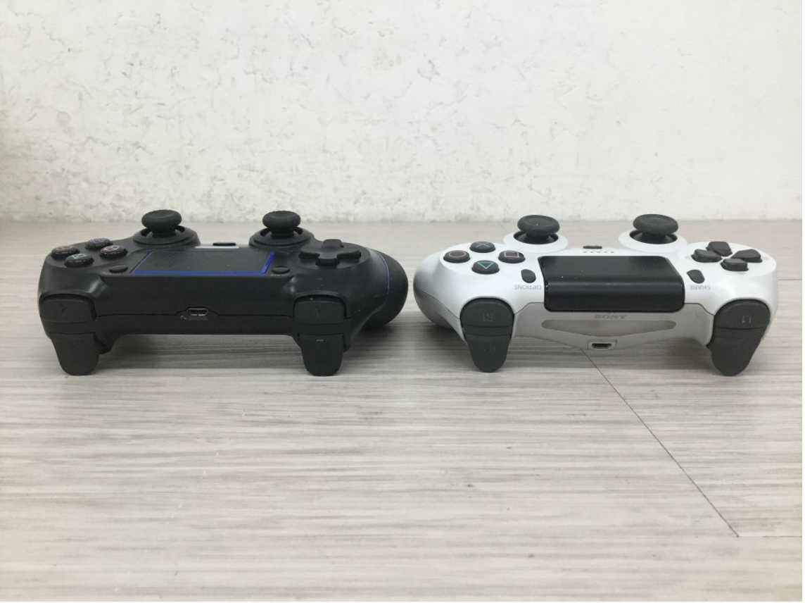 【買取実績】PlayStation4（PS4）  ワイヤレスコントローラー（DUALSHOCK 4）2個セット - 3