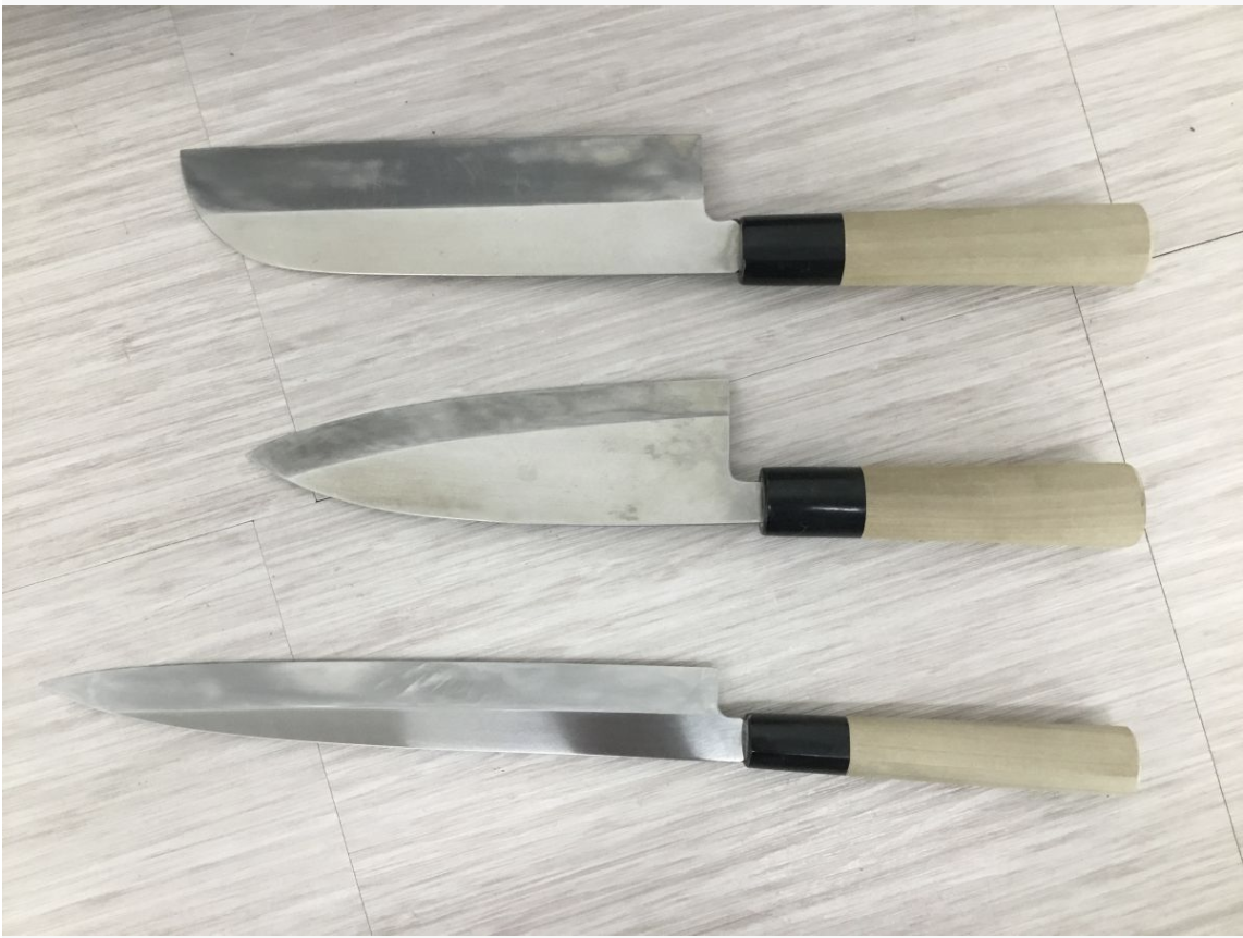 【練馬区 買取実績】堺 貞宗 INOX 桜印 和包丁3本セット（刺身・出刃・薄刃）ケース付きをお買取しました｜調理器具・包丁高価買取ならカイトル - 2