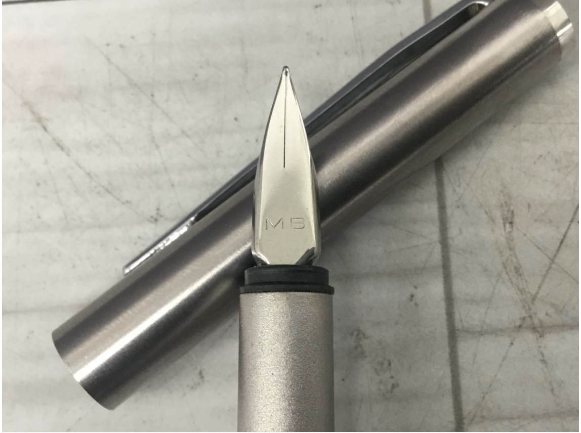 【荒川区 買取実績】MONTBLANC（モンブラン）noblesse（ノブレス）シルバー ステンレス 万年筆をお買取しました｜高級筆記具・文房具買取ならカイトル - 2