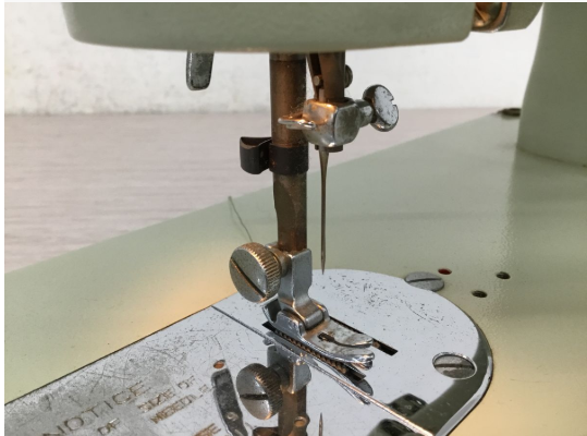 【買取実績】東京都葛飾区 RICCAR（リッカー）RZ-307B ミシン（通電確認済み／アンティーク／ハンドクラフト・手芸・裁縫） - 2